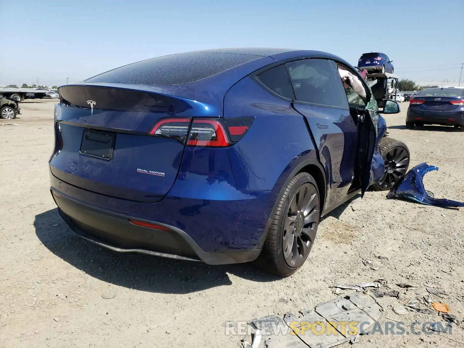 4 Фотография поврежденного автомобиля 5YJYGDEF8MF197316 TESLA MODEL Y 2021