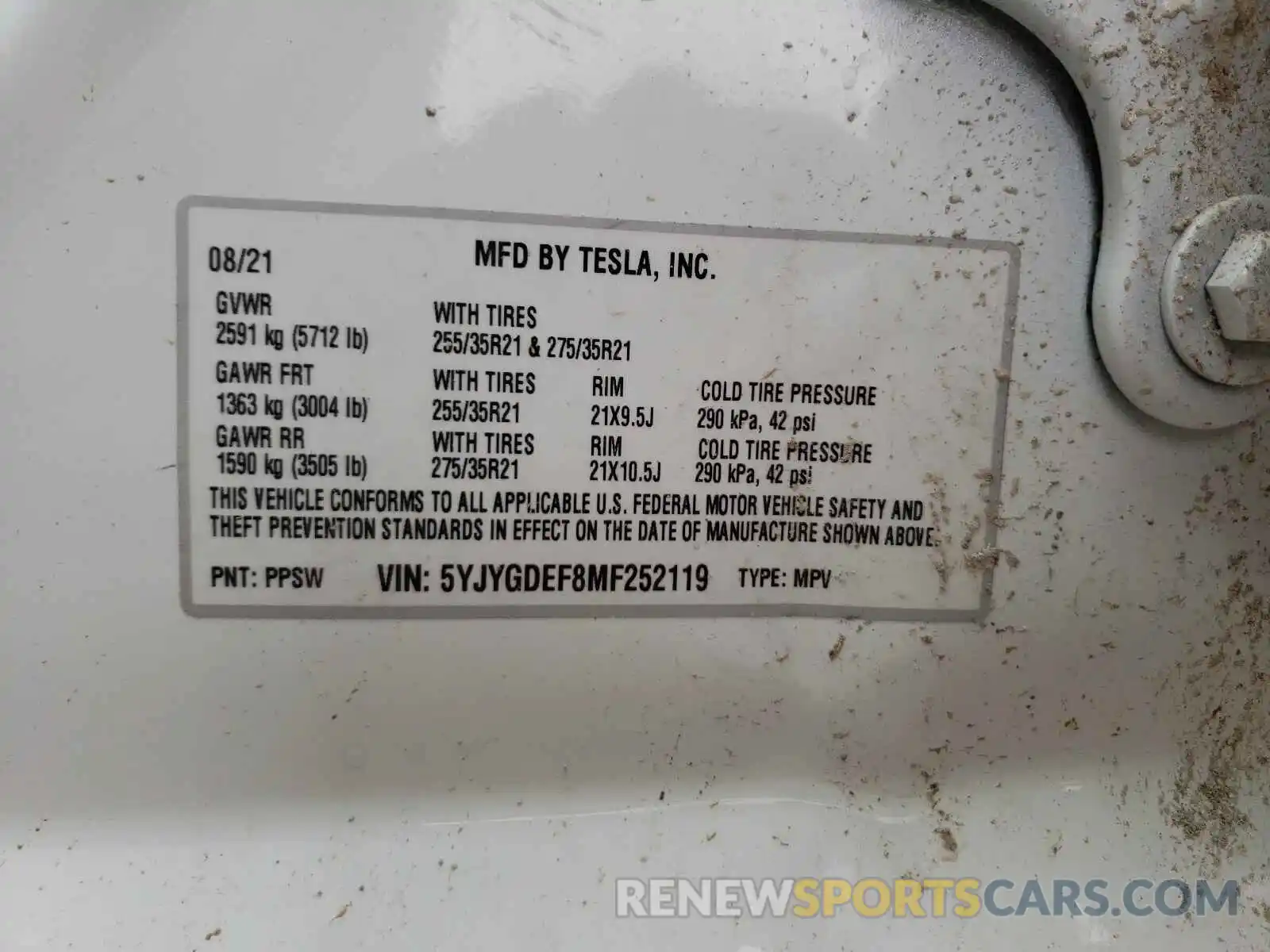 10 Photograph of a damaged car 5YJYGDEF8MF252119 TESLA MODEL Y 2021