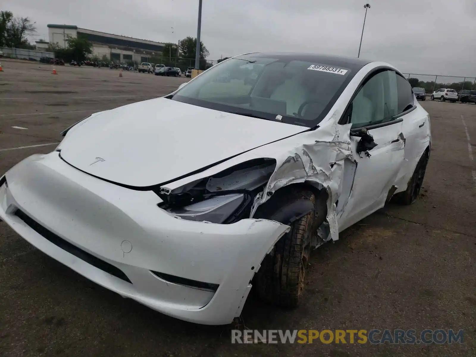 9 Photograph of a damaged car 5YJYGDEF8MF252119 TESLA MODEL Y 2021