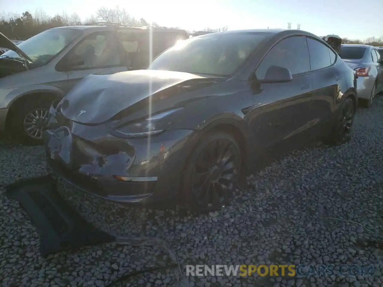 2 Photograph of a damaged car 5YJYGDEF8MF257224 TESLA MODEL Y 2021