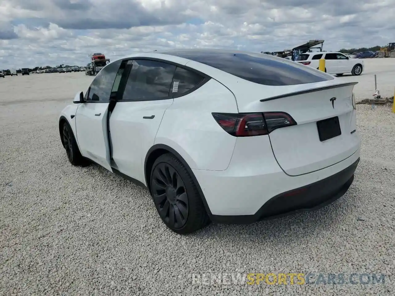 3 Photograph of a damaged car 5YJYGDEF8MF269308 TESLA MODEL Y 2021