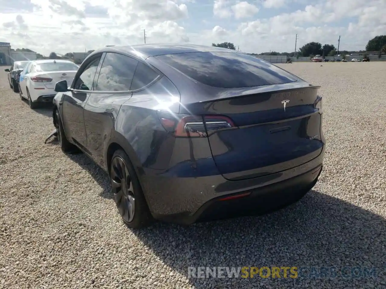 3 Фотография поврежденного автомобиля 5YJYGDEF8MF304767 TESLA MODEL Y 2021