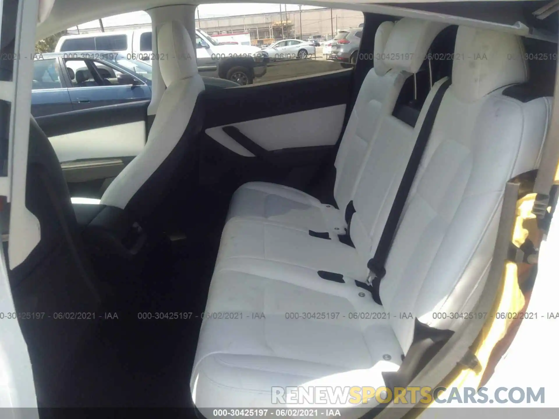 8 Photograph of a damaged car 5YJYGDEF9MF079100 TESLA MODEL Y 2021