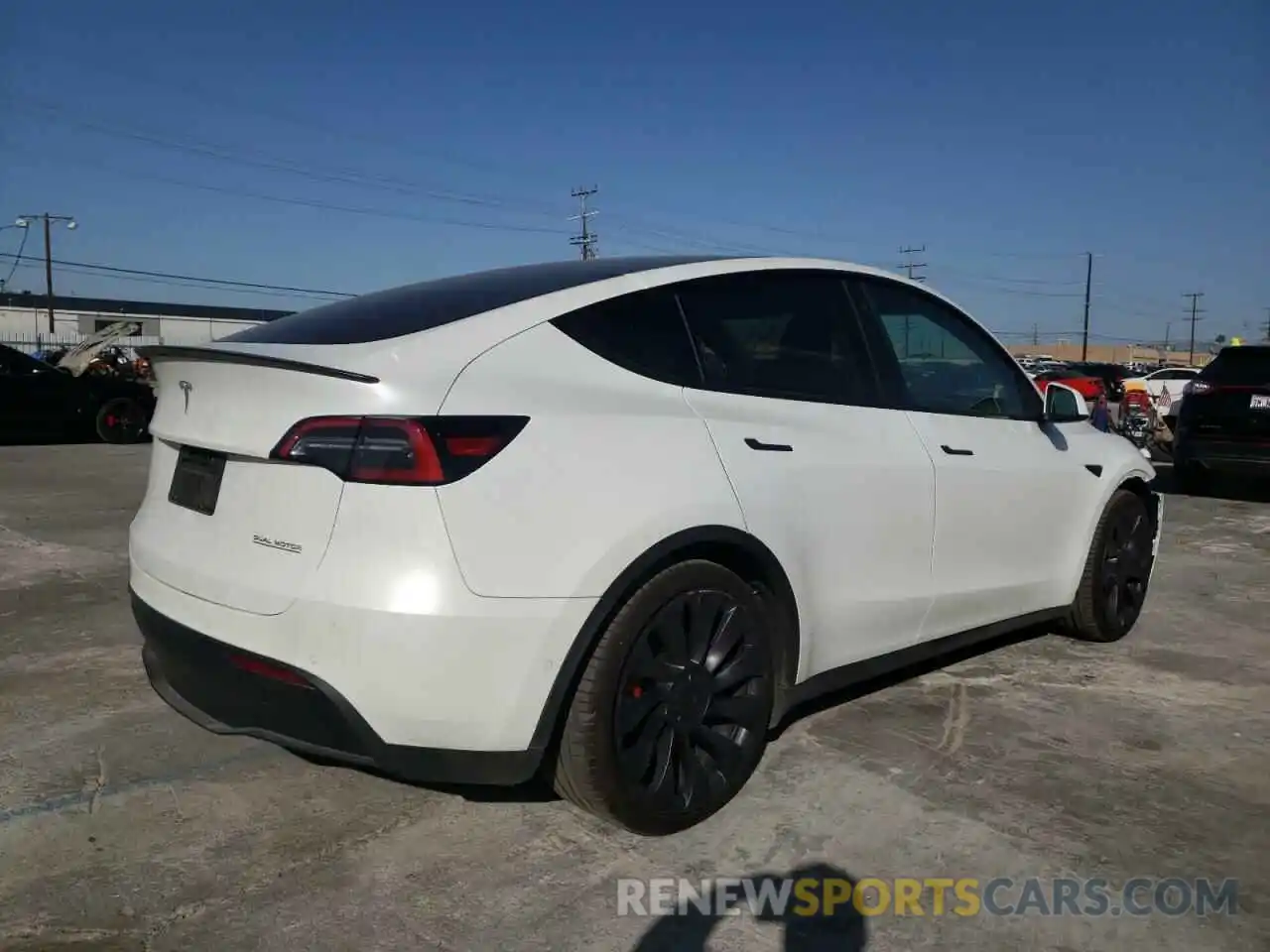 4 Photograph of a damaged car 5YJYGDEF9MF151221 TESLA MODEL Y 2021