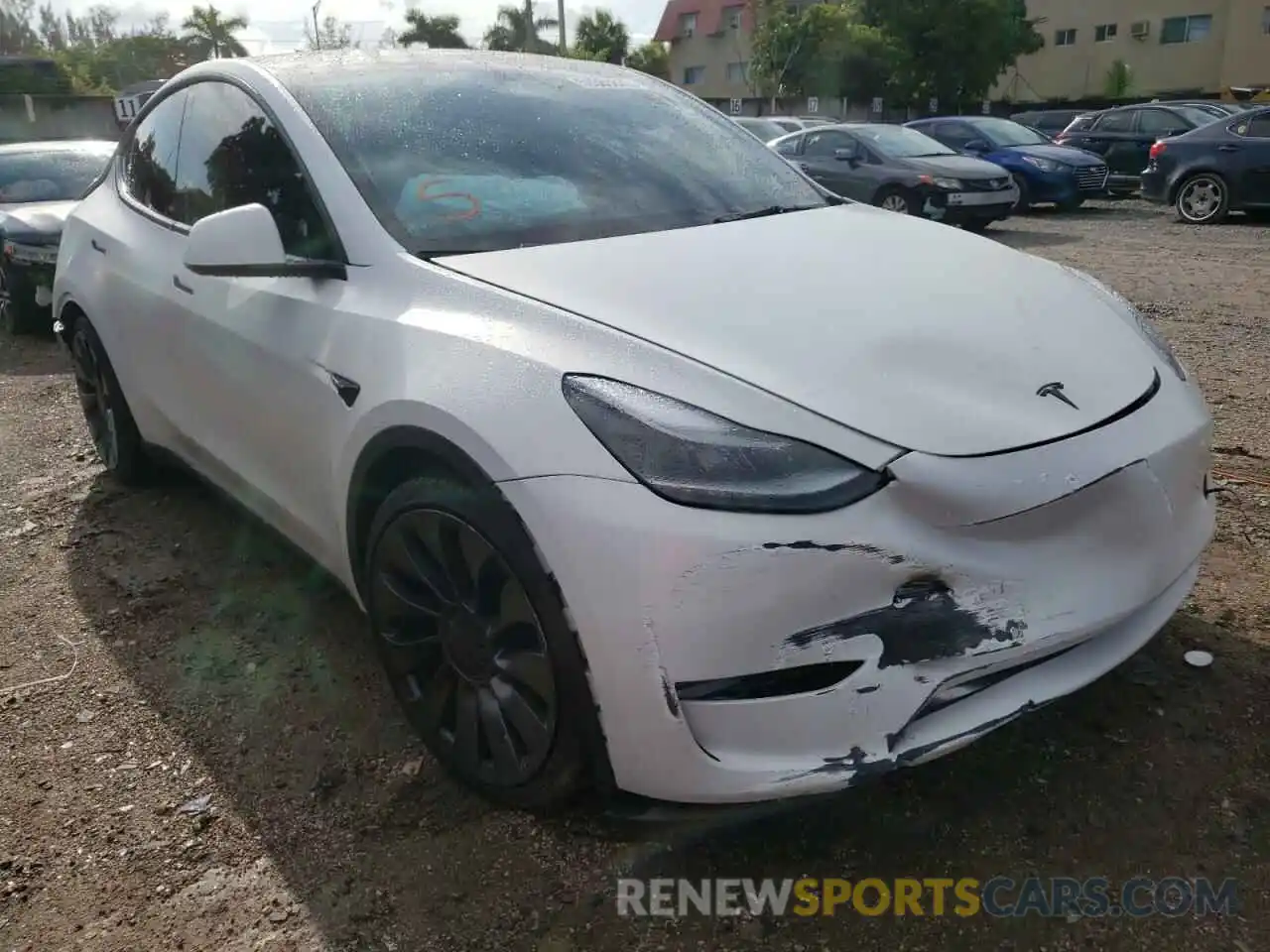 1 Photograph of a damaged car 5YJYGDEF9MF197065 TESLA MODEL Y 2021