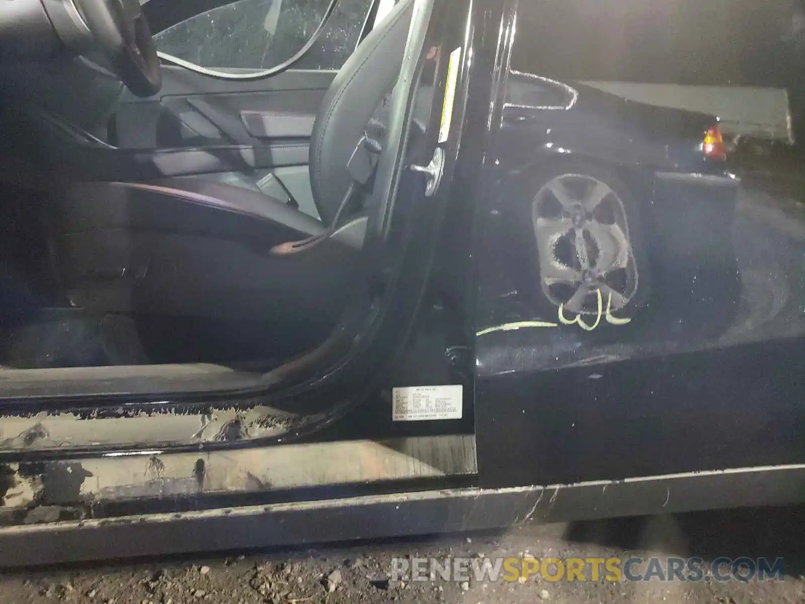 9 Photograph of a damaged car 5YJYGDEF9MF246197 TESLA MODEL Y 2021