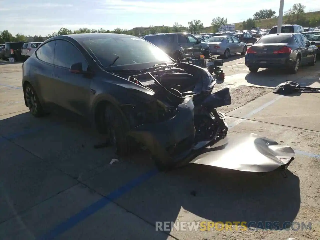 1 Photograph of a damaged car 5YJYGDEF9MF252145 TESLA MODEL Y 2021