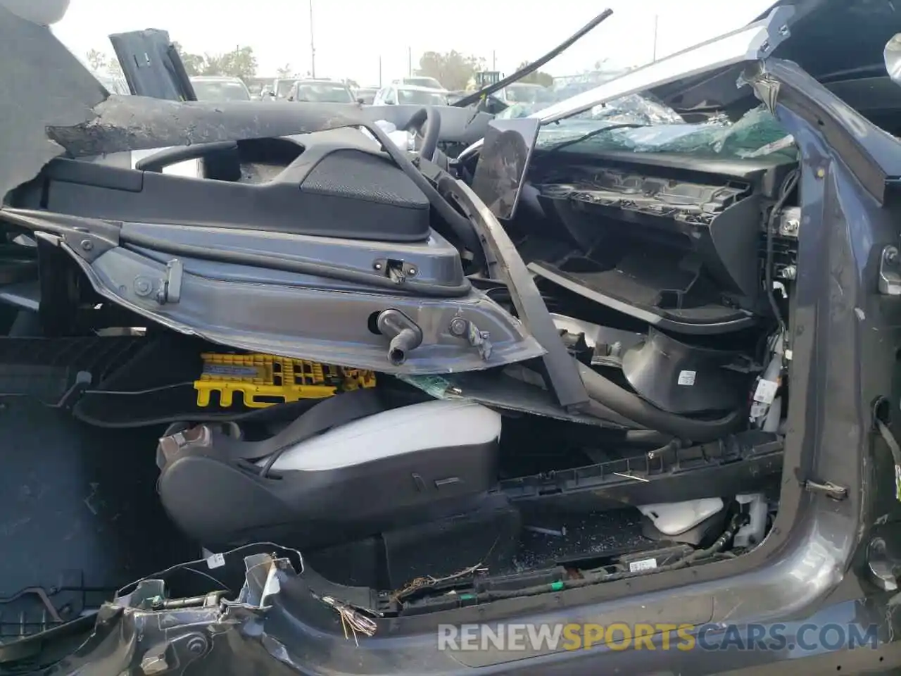 5 Photograph of a damaged car 5YJYGDEF9MF261038 TESLA MODEL Y 2021