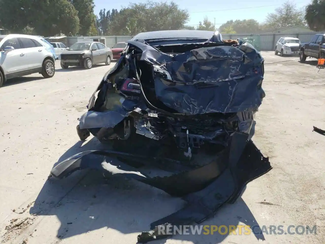 9 Photograph of a damaged car 5YJYGDEF9MF266868 TESLA MODEL Y 2021