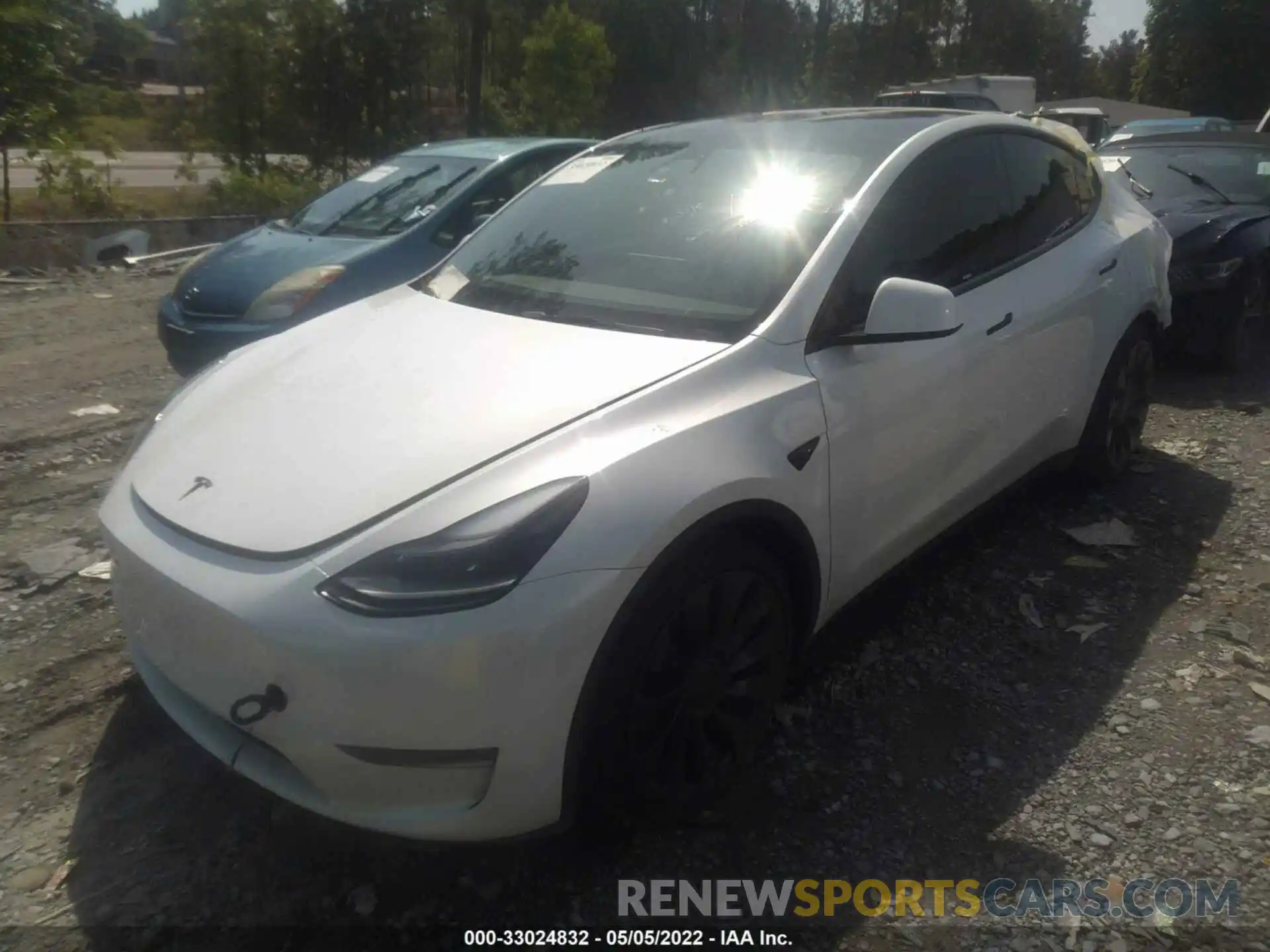 2 Photograph of a damaged car 5YJYGDEF9MF266871 TESLA MODEL Y 2021