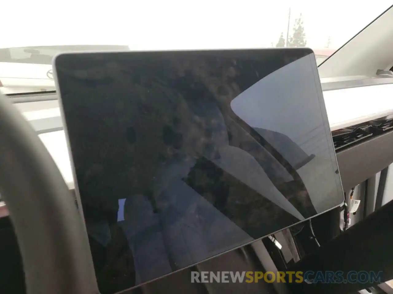 8 Photograph of a damaged car 5YJYGDEF9MF267342 TESLA MODEL Y 2021