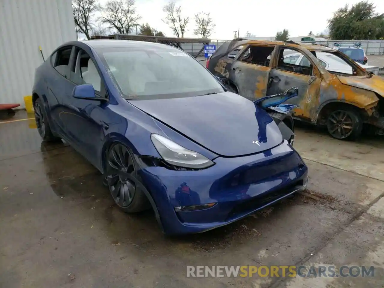 1 Photograph of a damaged car 5YJYGDEF9MF297912 TESLA MODEL Y 2021