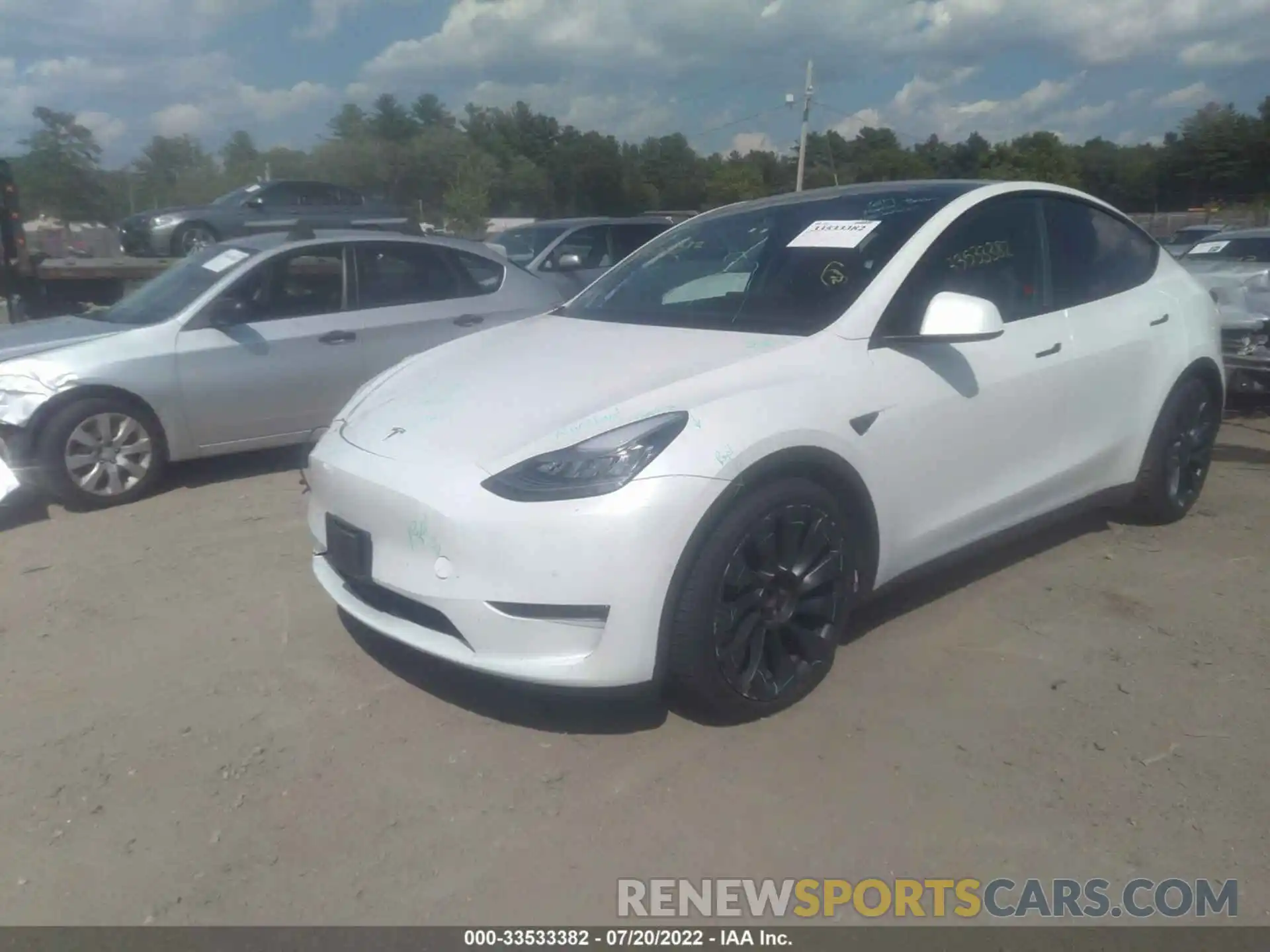 2 Photograph of a damaged car 5YJYGDEFXMF072320 TESLA MODEL Y 2021