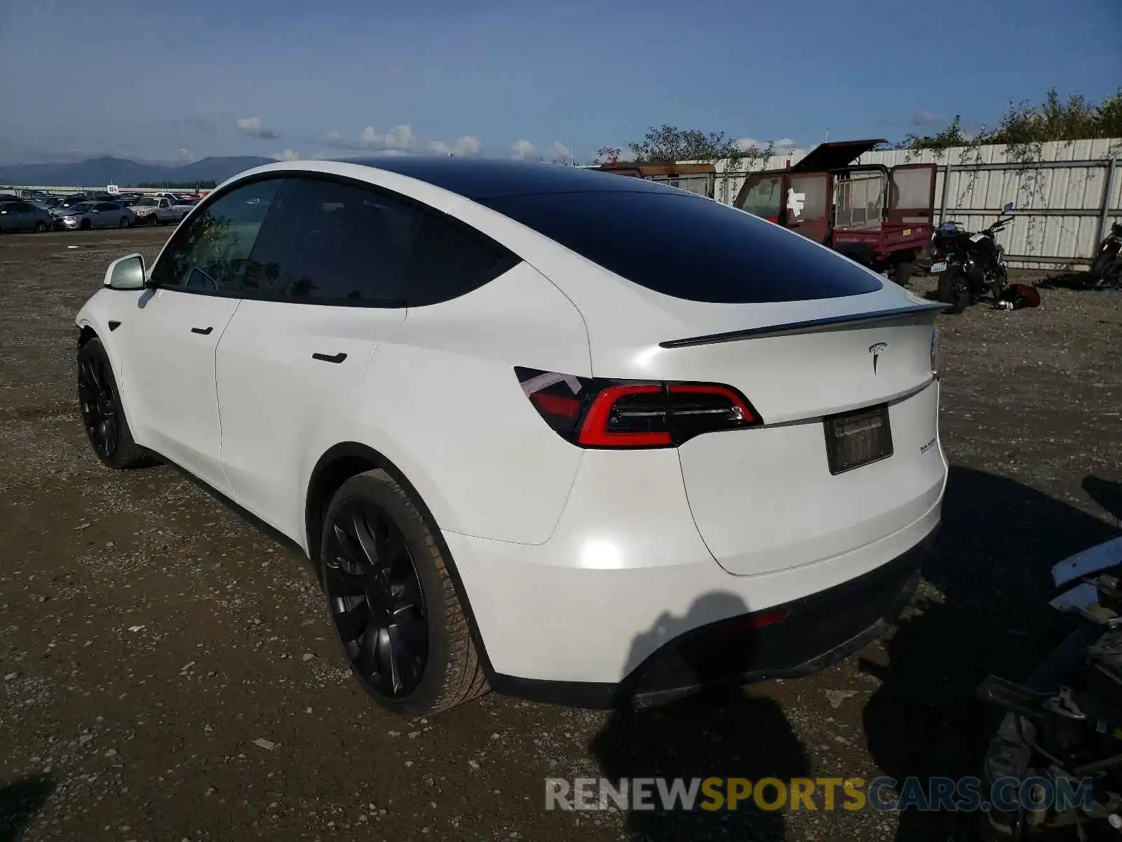 3 Фотография поврежденного автомобиля 5YJYGDEFXMF072334 TESLA MODEL Y 2021