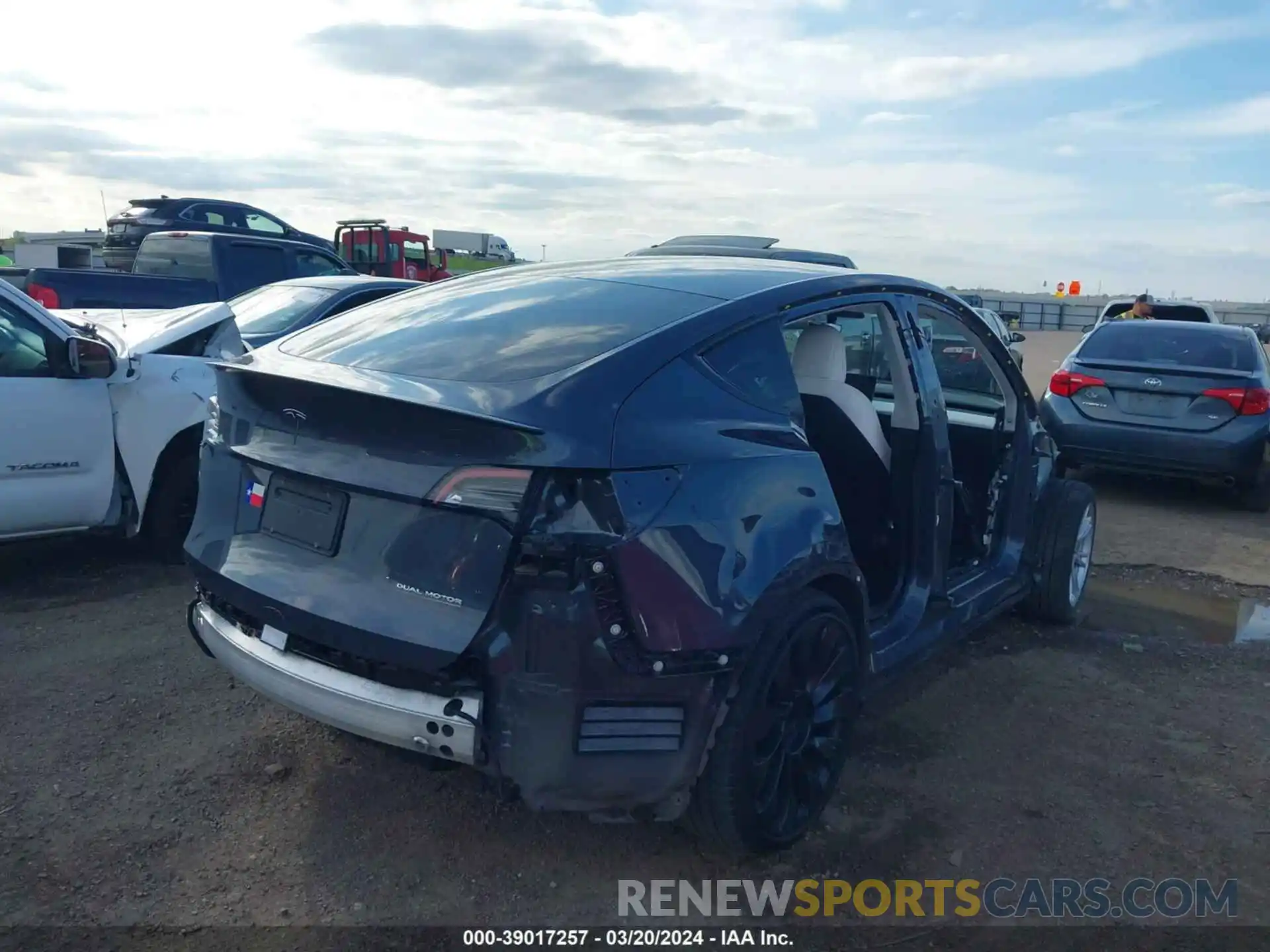 20 Photograph of a damaged car 5YJYGDEFXMF081437 TESLA MODEL Y 2021