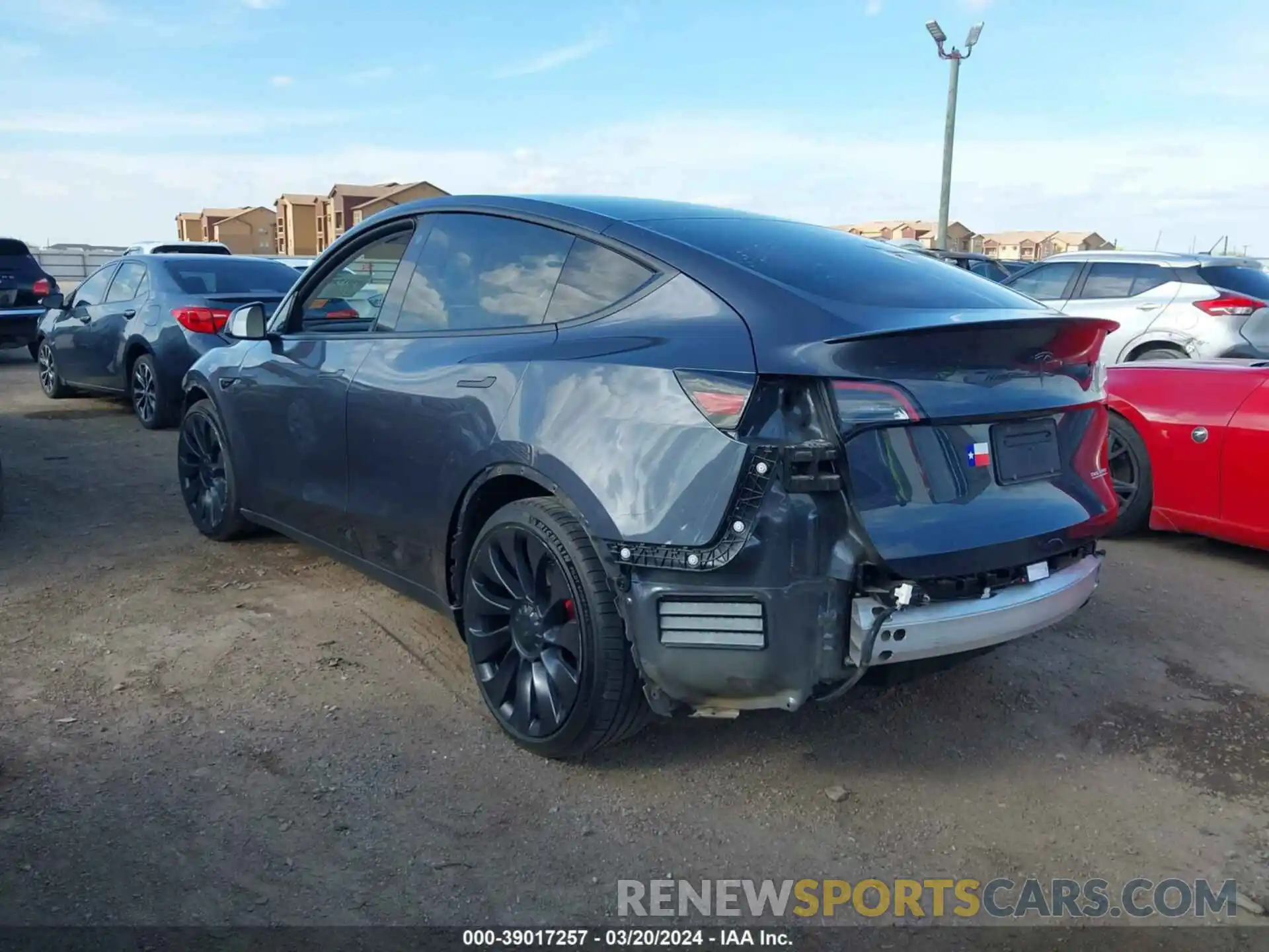 3 Photograph of a damaged car 5YJYGDEFXMF081437 TESLA MODEL Y 2021