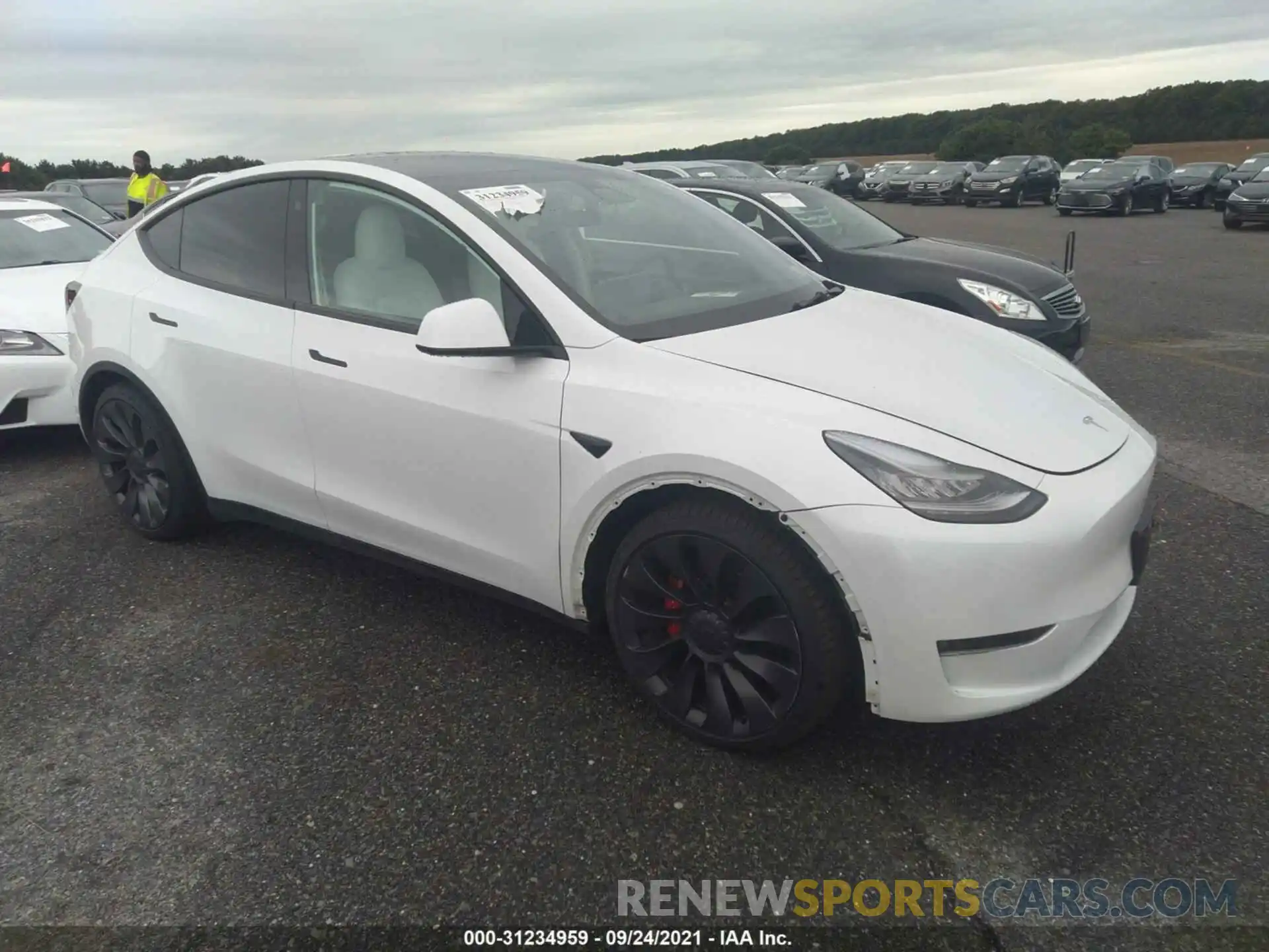 1 Photograph of a damaged car 5YJYGDEFXMF090087 TESLA MODEL Y 2021