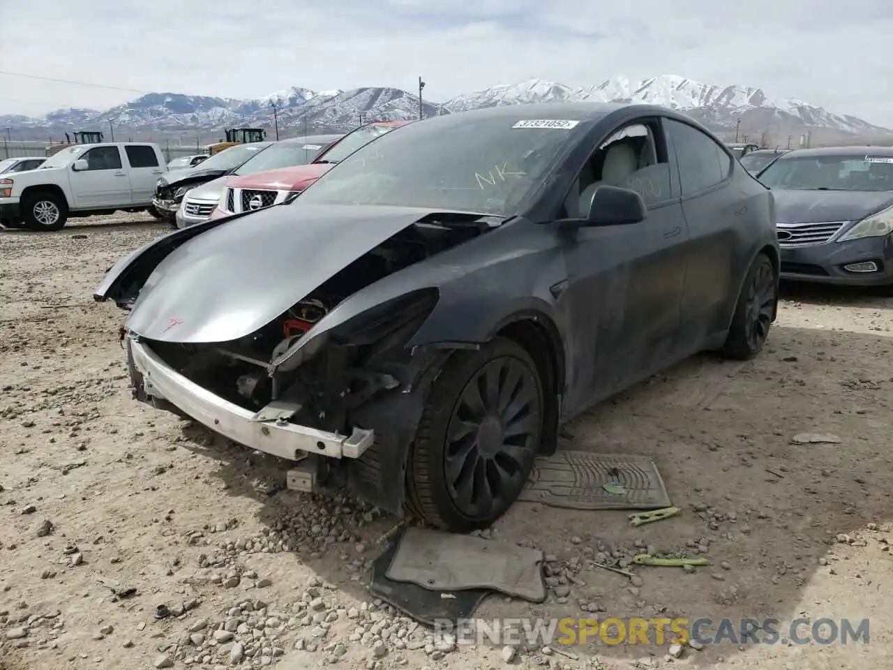 2 Photograph of a damaged car 5YJYGDEFXMF092888 TESLA MODEL Y 2021