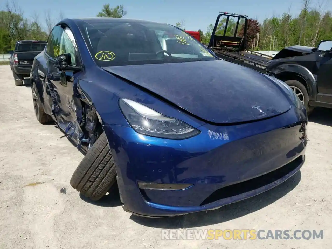 1 Photograph of a damaged car 5YJYGDEFXMF121533 TESLA MODEL Y 2021