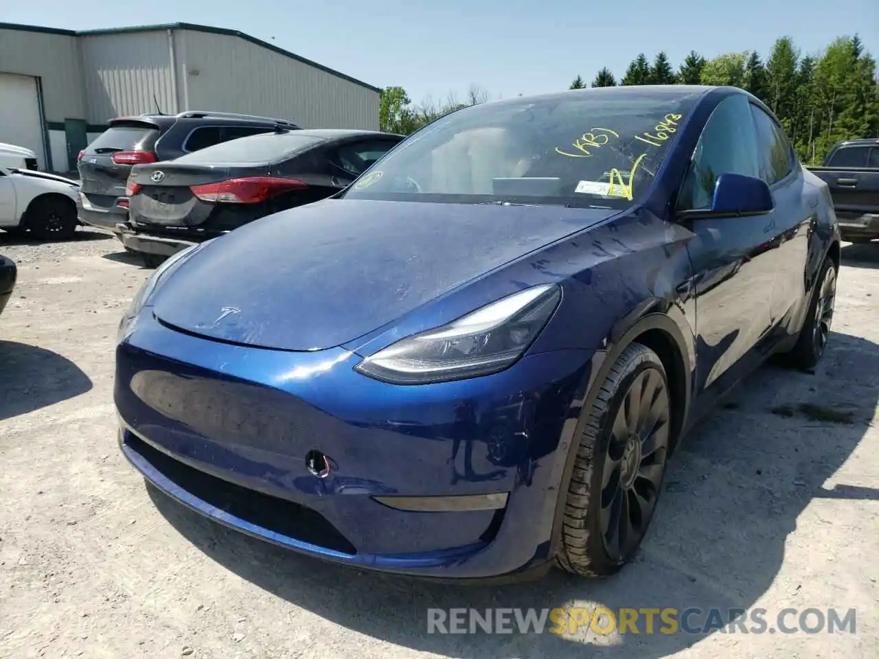 2 Photograph of a damaged car 5YJYGDEFXMF121533 TESLA MODEL Y 2021