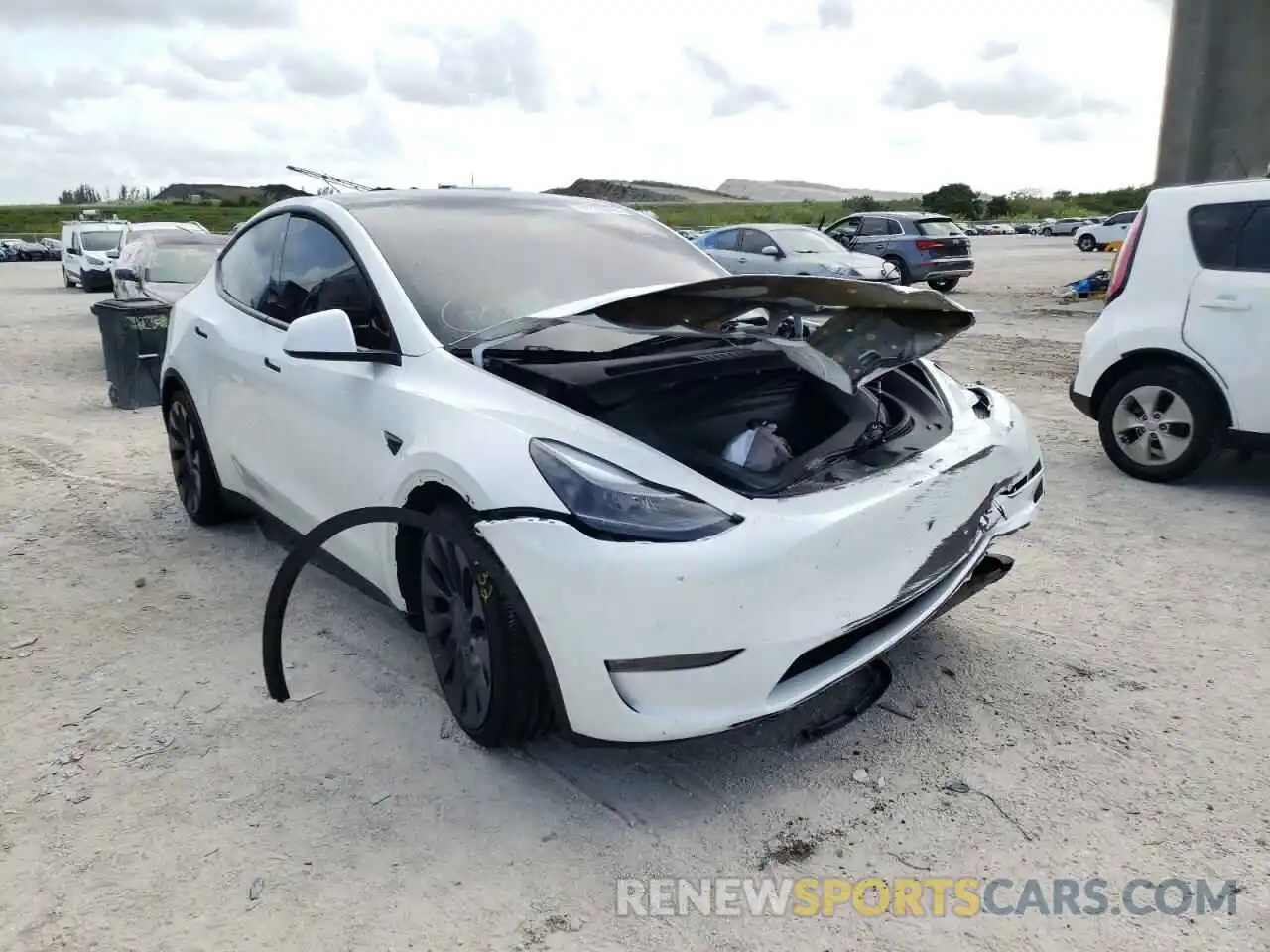 1 Photograph of a damaged car 5YJYGDEFXMF182767 TESLA MODEL Y 2021