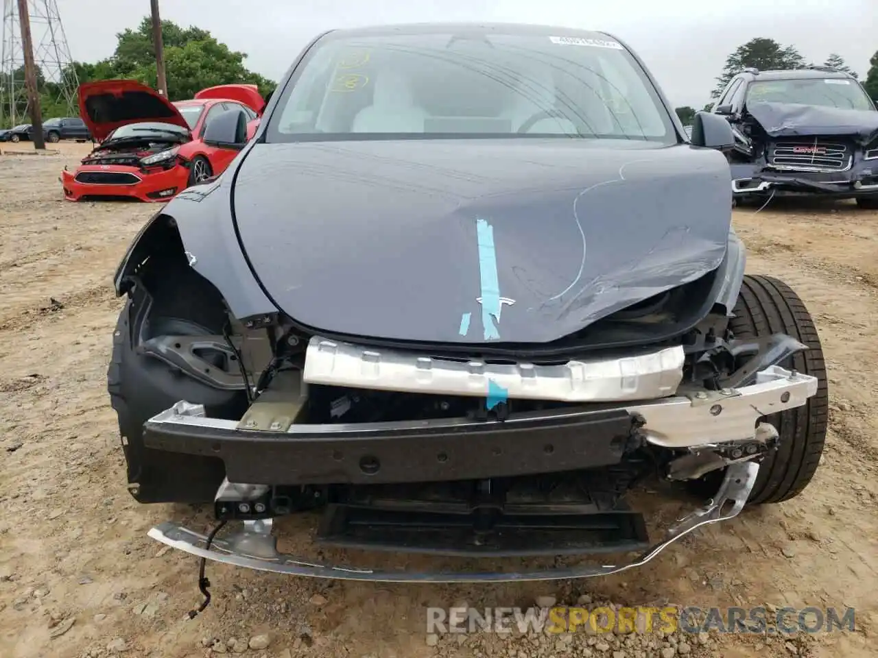 9 Photograph of a damaged car 5YJYGDEFXMF230333 TESLA MODEL Y 2021