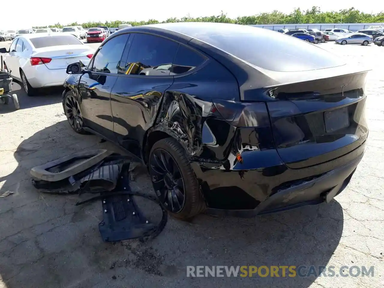 3 Photograph of a damaged car 5YJYGDEFXMF247813 TESLA MODEL Y 2021