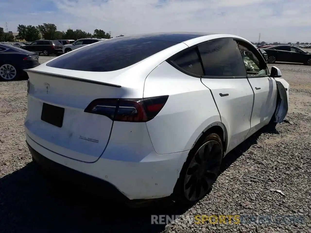 4 Фотография поврежденного автомобиля 5YJYGDEFXMF258309 TESLA MODEL Y 2021