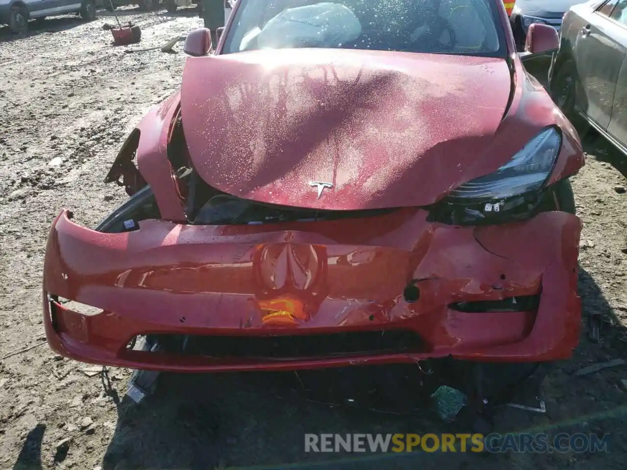 9 Photograph of a damaged car 7SAYGAEE0NF379361 TESLA MODEL Y 2022