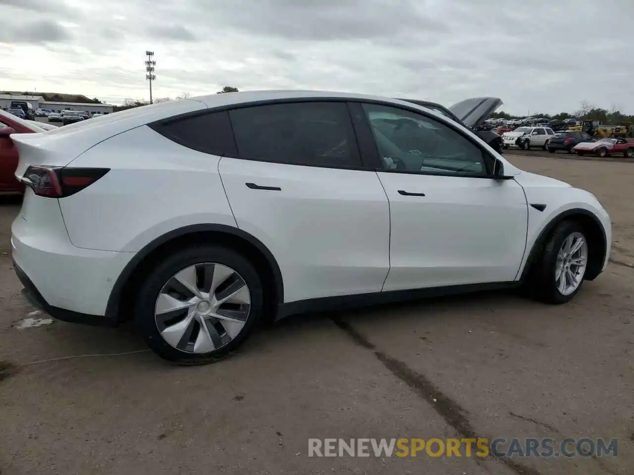 3 Photograph of a damaged car 7SAYGAEE1NF377926 TESLA MODEL Y 2022