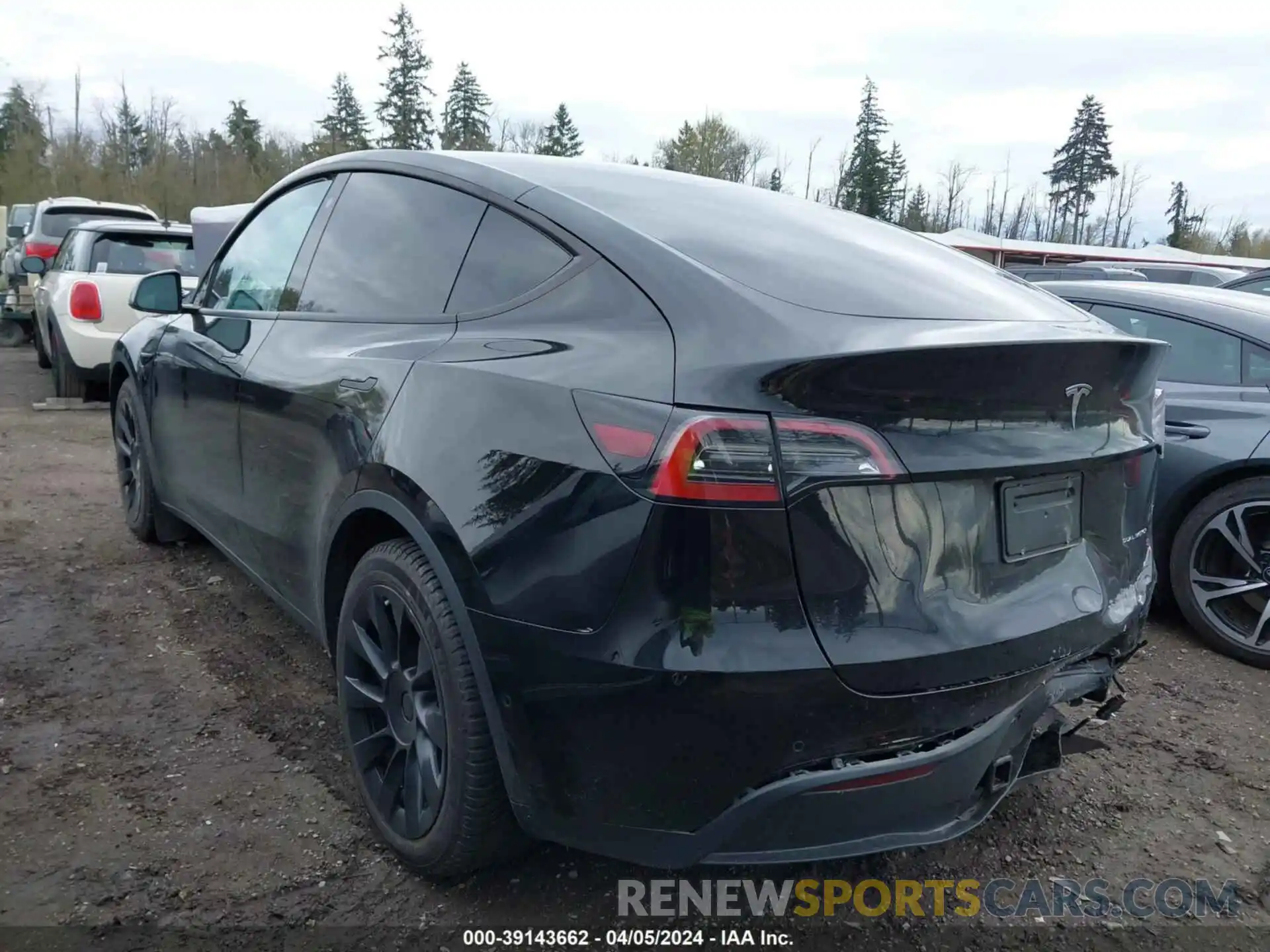 3 Photograph of a damaged car 7SAYGAEE1NF533849 TESLA MODEL Y 2022