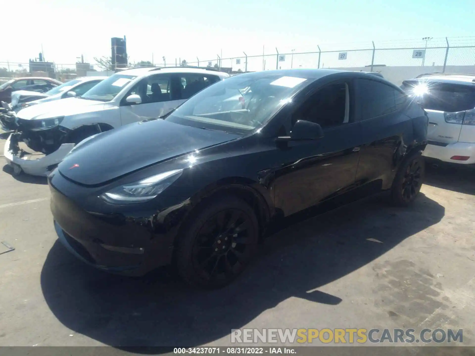 2 Photograph of a damaged car 7SAYGAEE4NF384563 TESLA MODEL Y 2022