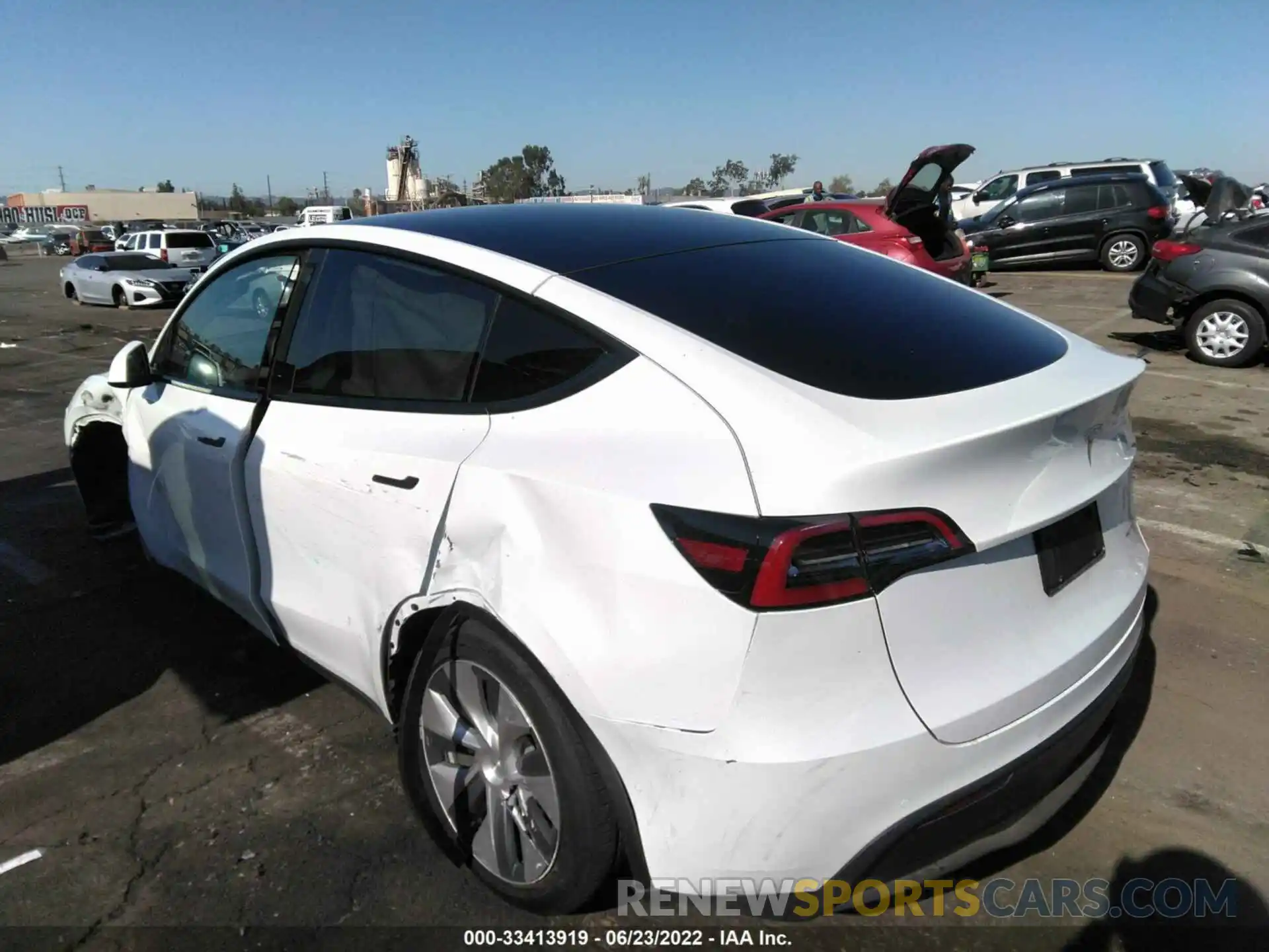 3 Фотография поврежденного автомобиля 7SAYGAEE4NF402494 TESLA MODEL Y 2022