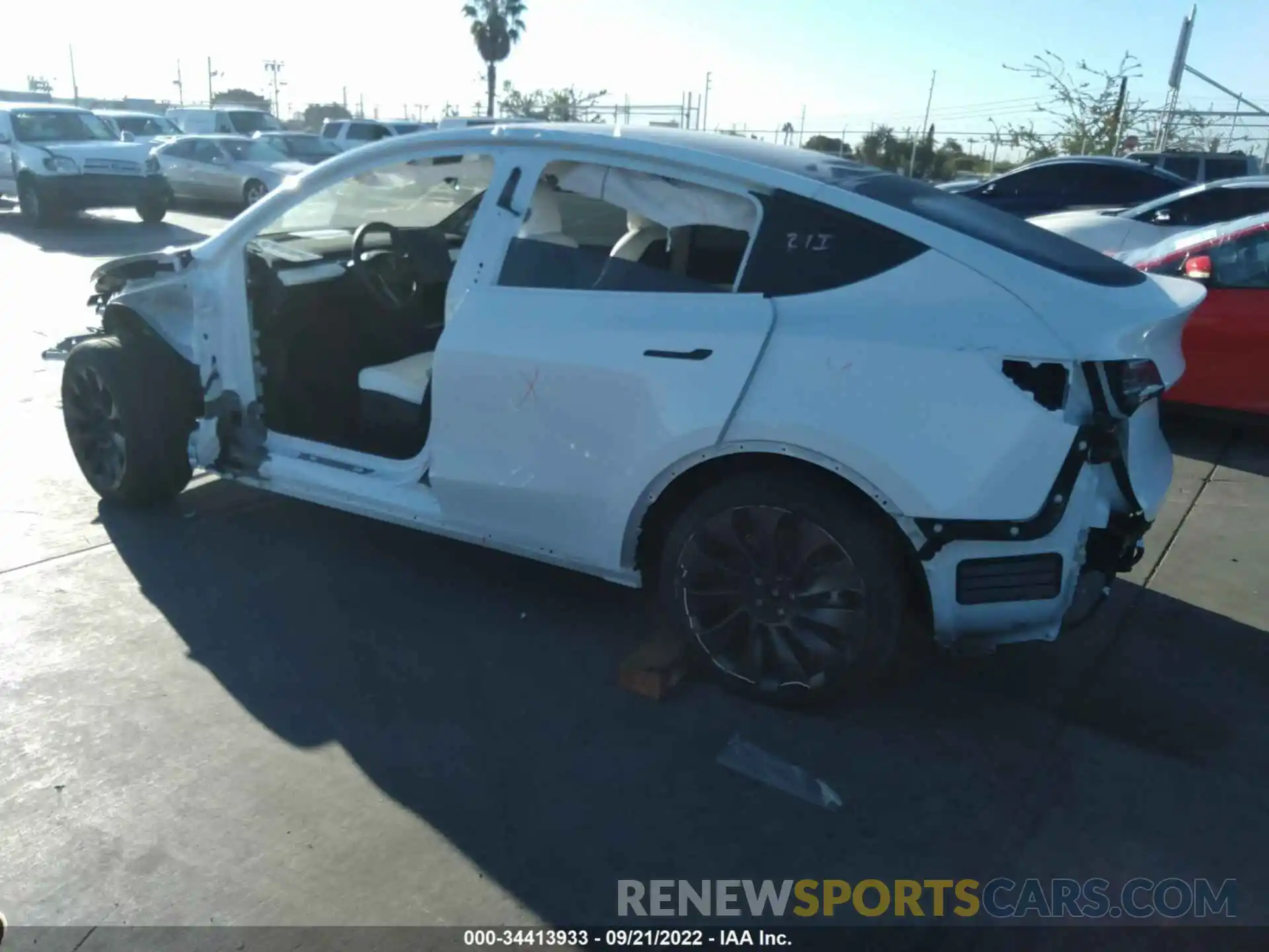 3 Photograph of a damaged car 7SAYGAEE4NF406898 TESLA MODEL Y 2022