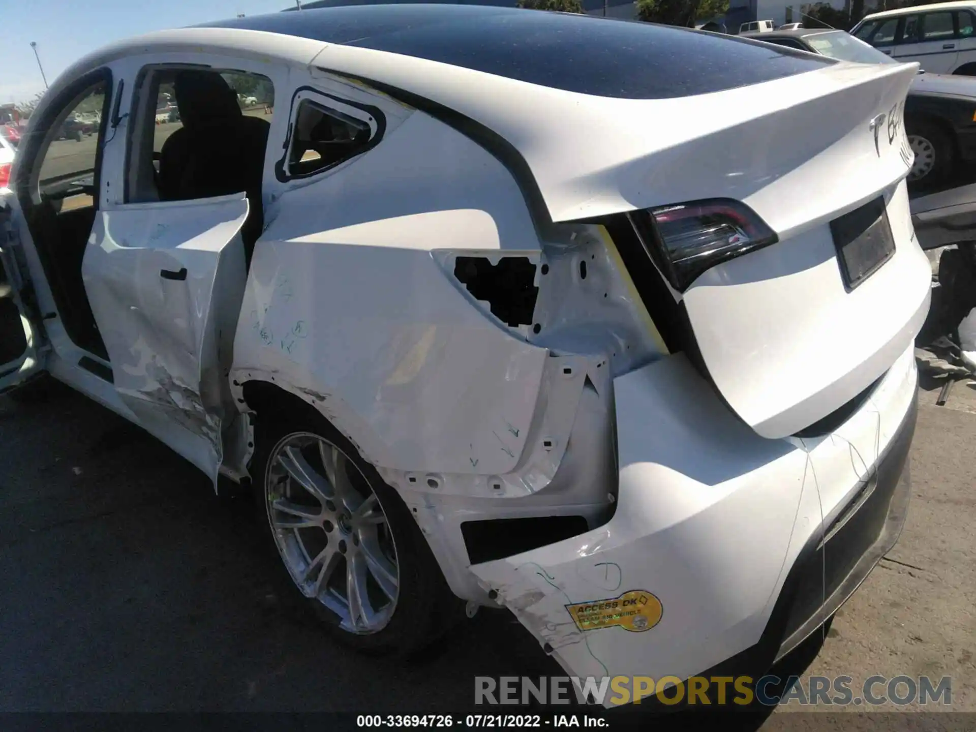 6 Photograph of a damaged car 7SAYGAEE5NF318040 TESLA MODEL Y 2022