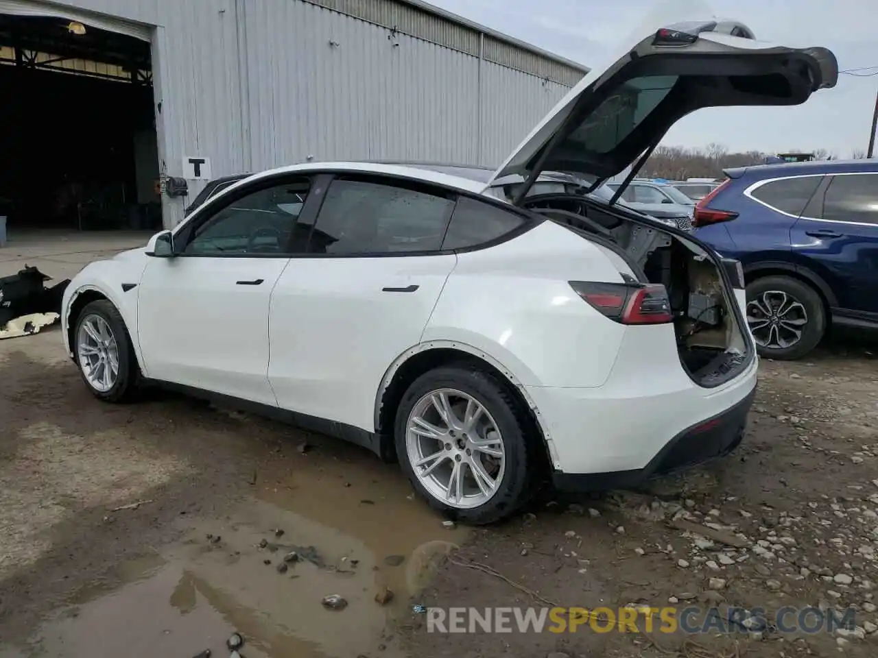 2 Photograph of a damaged car 7SAYGAEE6NF401735 TESLA MODEL Y 2022