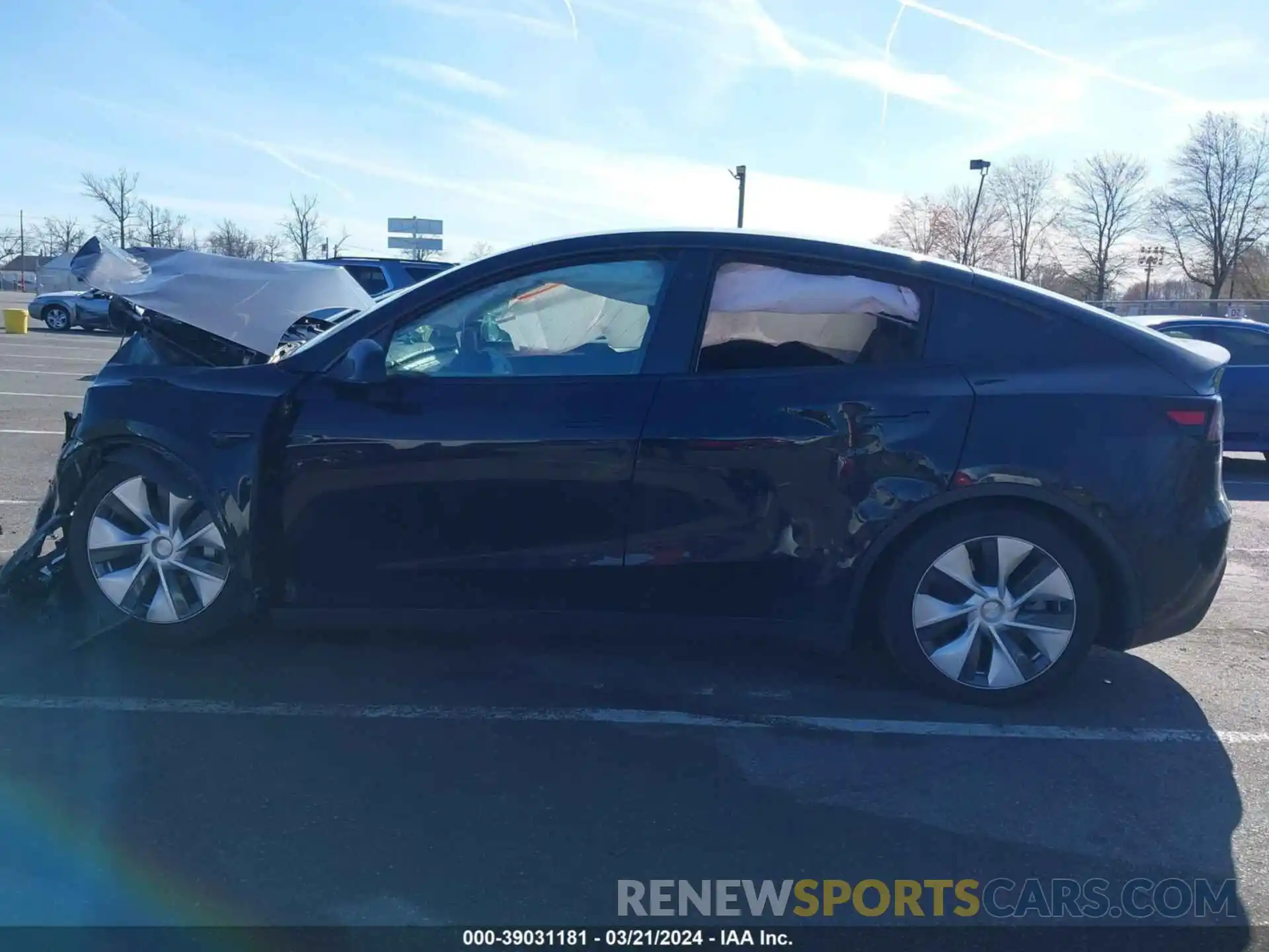 13 Photograph of a damaged car 7SAYGAEE6NF550338 TESLA MODEL Y 2022