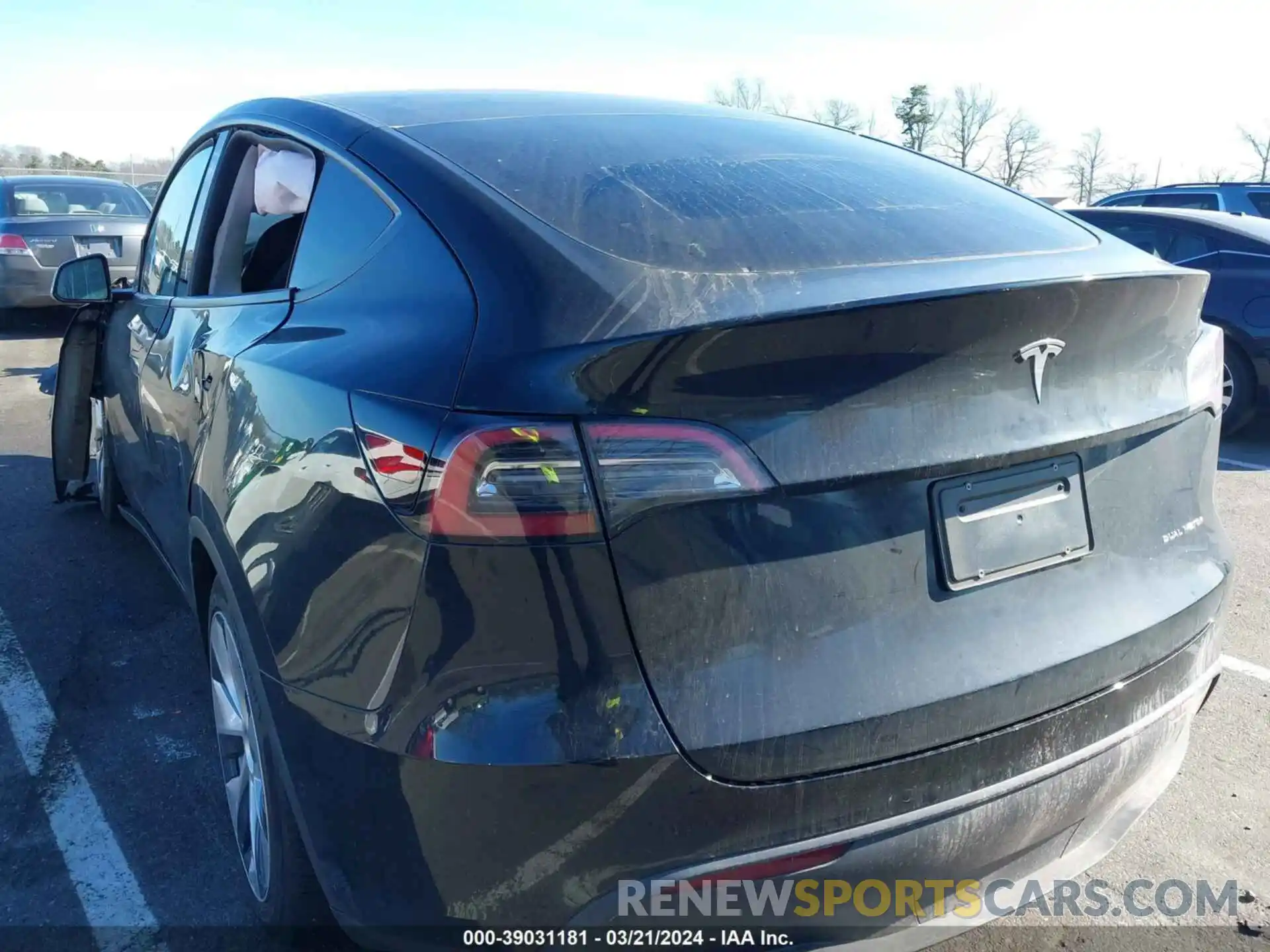 3 Photograph of a damaged car 7SAYGAEE6NF550338 TESLA MODEL Y 2022