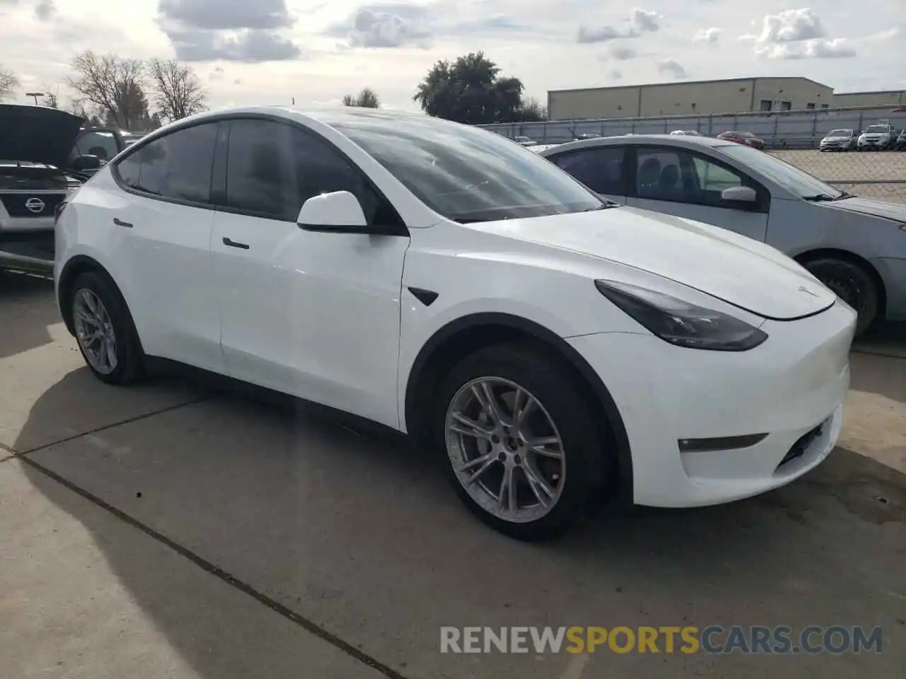 4 Фотография поврежденного автомобиля 7SAYGAEE6NF551988 TESLA MODEL Y 2022