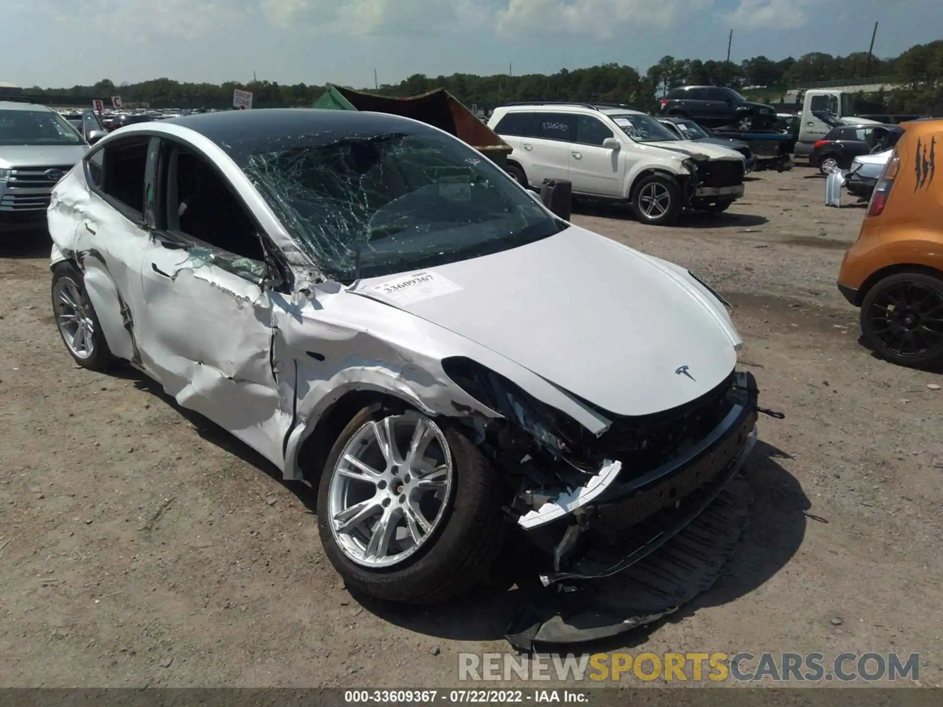 1 Photograph of a damaged car 7SAYGAEE8NF379429 TESLA MODEL Y 2022