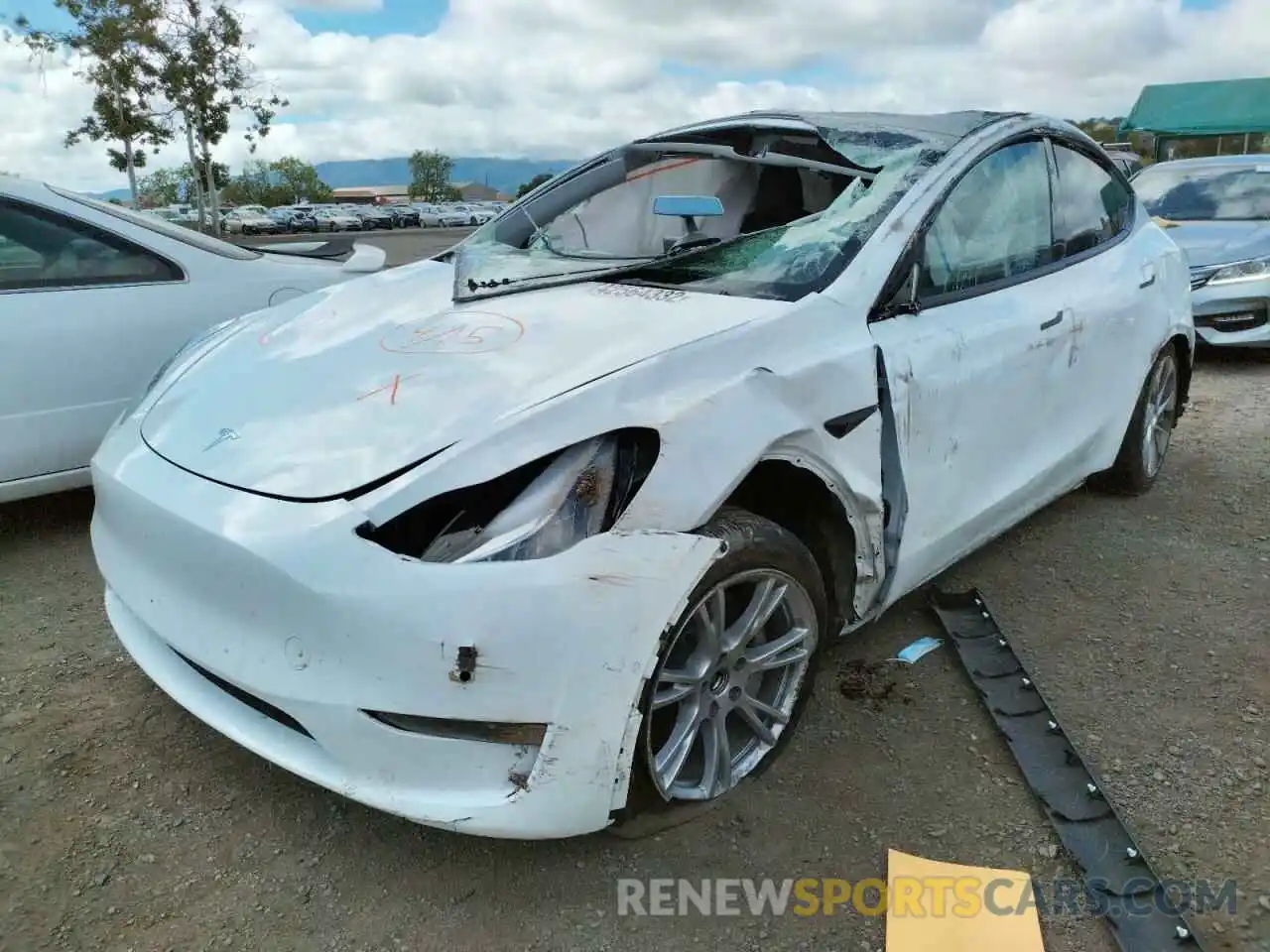 2 Фотография поврежденного автомобиля 7SAYGAEE9NF349694 TESLA MODEL Y 2022