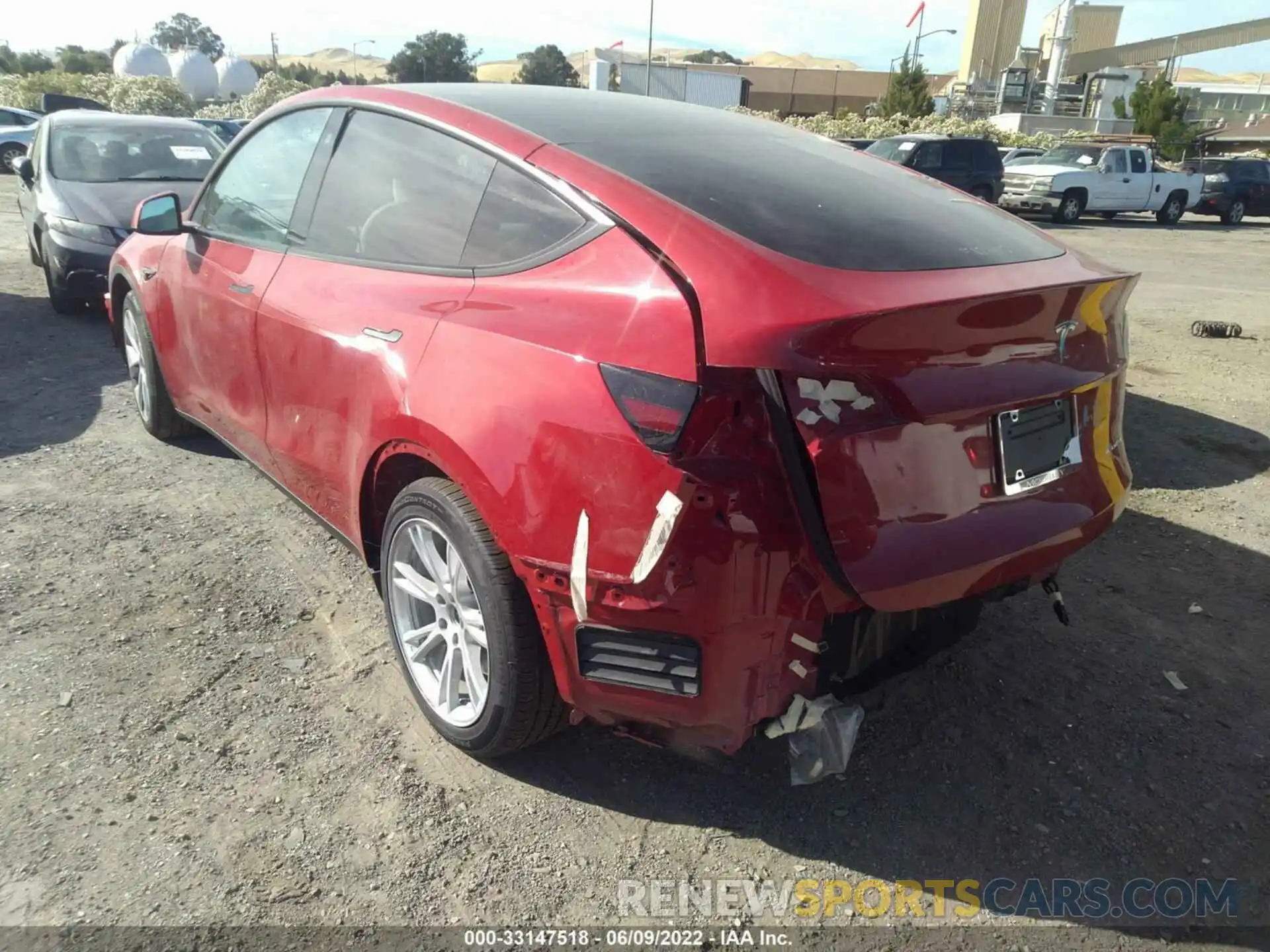 3 Photograph of a damaged car 7SAYGAEE9NF357732 TESLA MODEL Y 2022