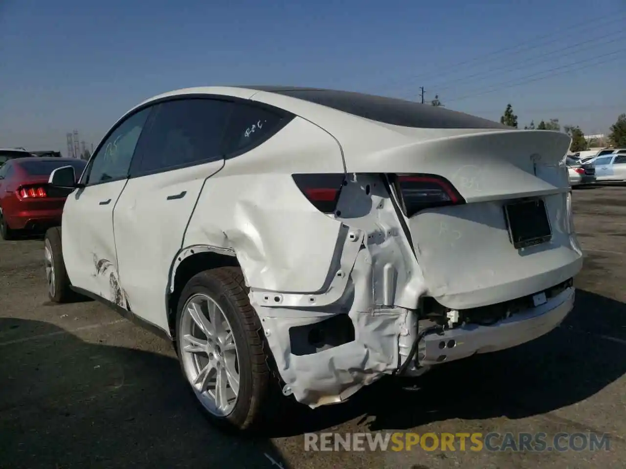 3 Photograph of a damaged car 7SAYGAEEXNF376533 TESLA MODEL Y 2022