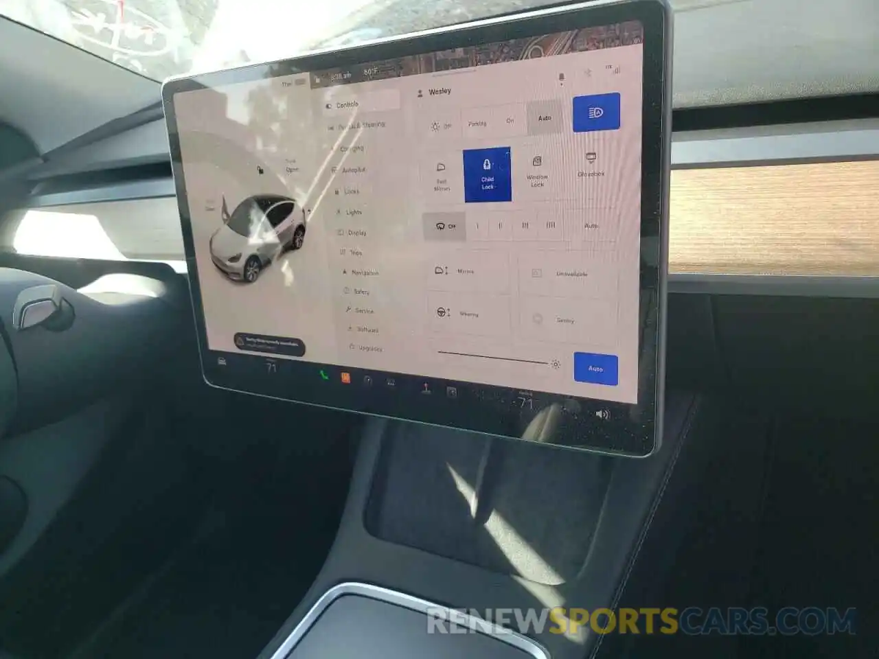 9 Photograph of a damaged car 7SAYGAEEXNF376533 TESLA MODEL Y 2022