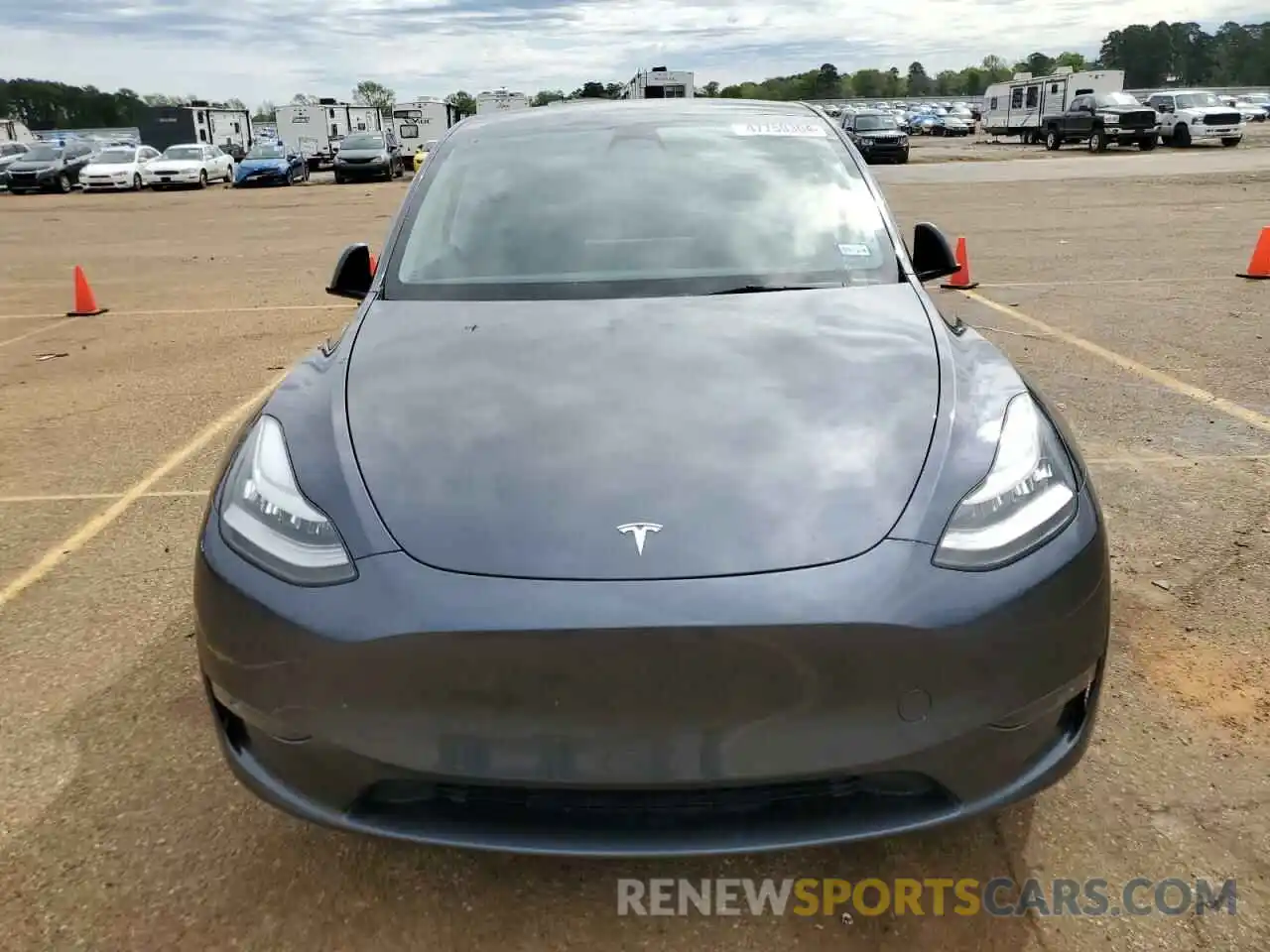 5 Photograph of a damaged car 7SAYGDEE0NA005718 TESLA MODEL Y 2022