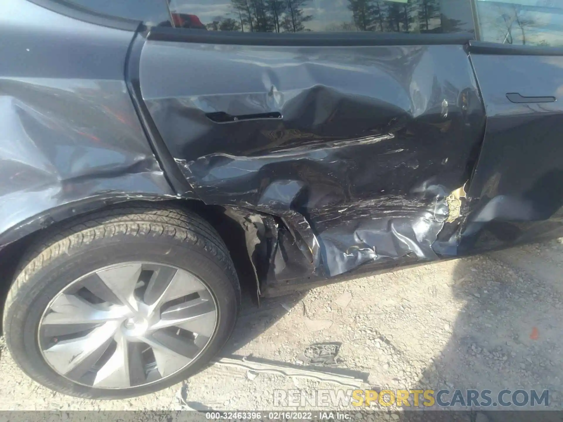 6 Photograph of a damaged car 7SAYGDEE0NF307514 TESLA MODEL Y 2022