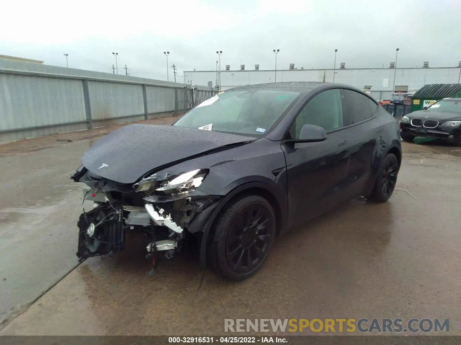 2 Photograph of a damaged car 7SAYGDEE0NF341114 TESLA MODEL Y 2022