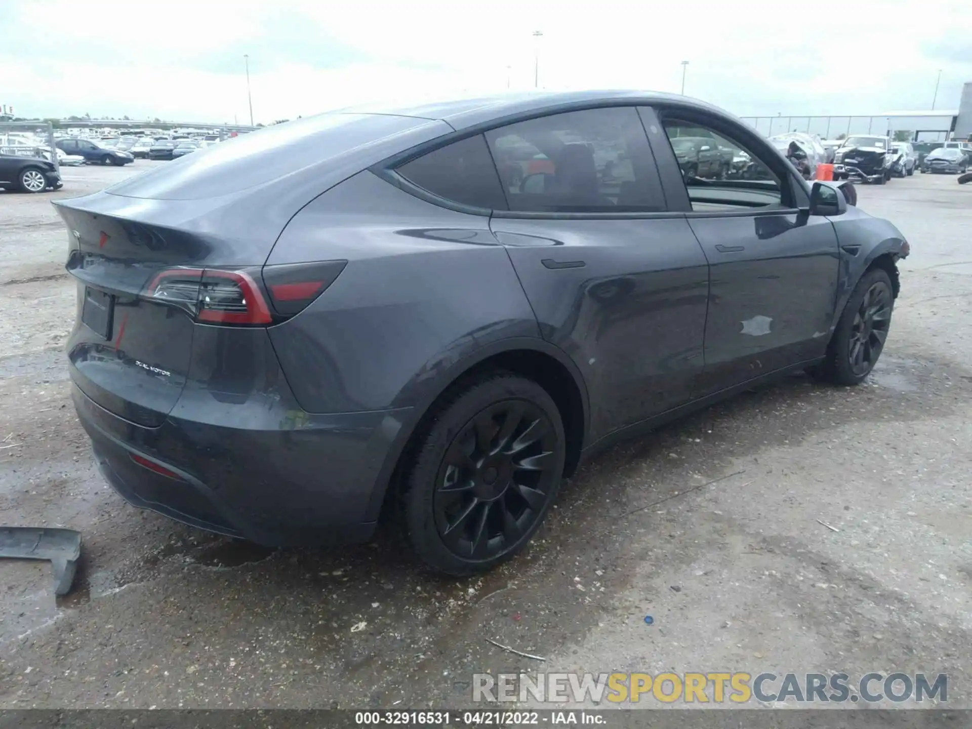 4 Фотография поврежденного автомобиля 7SAYGDEE0NF341114 TESLA MODEL Y 2022