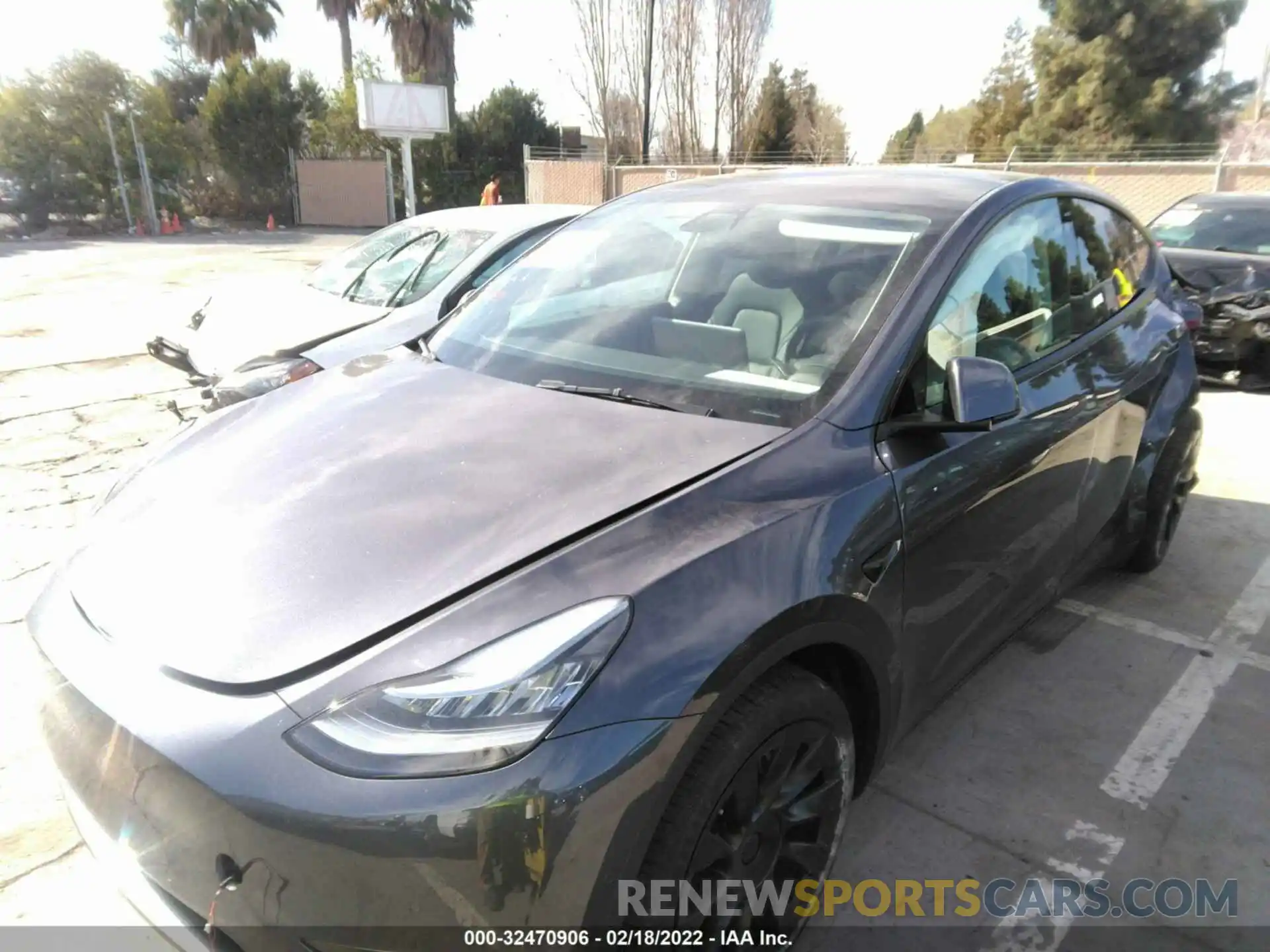 2 Photograph of a damaged car 7SAYGDEE0NF342988 TESLA MODEL Y 2022