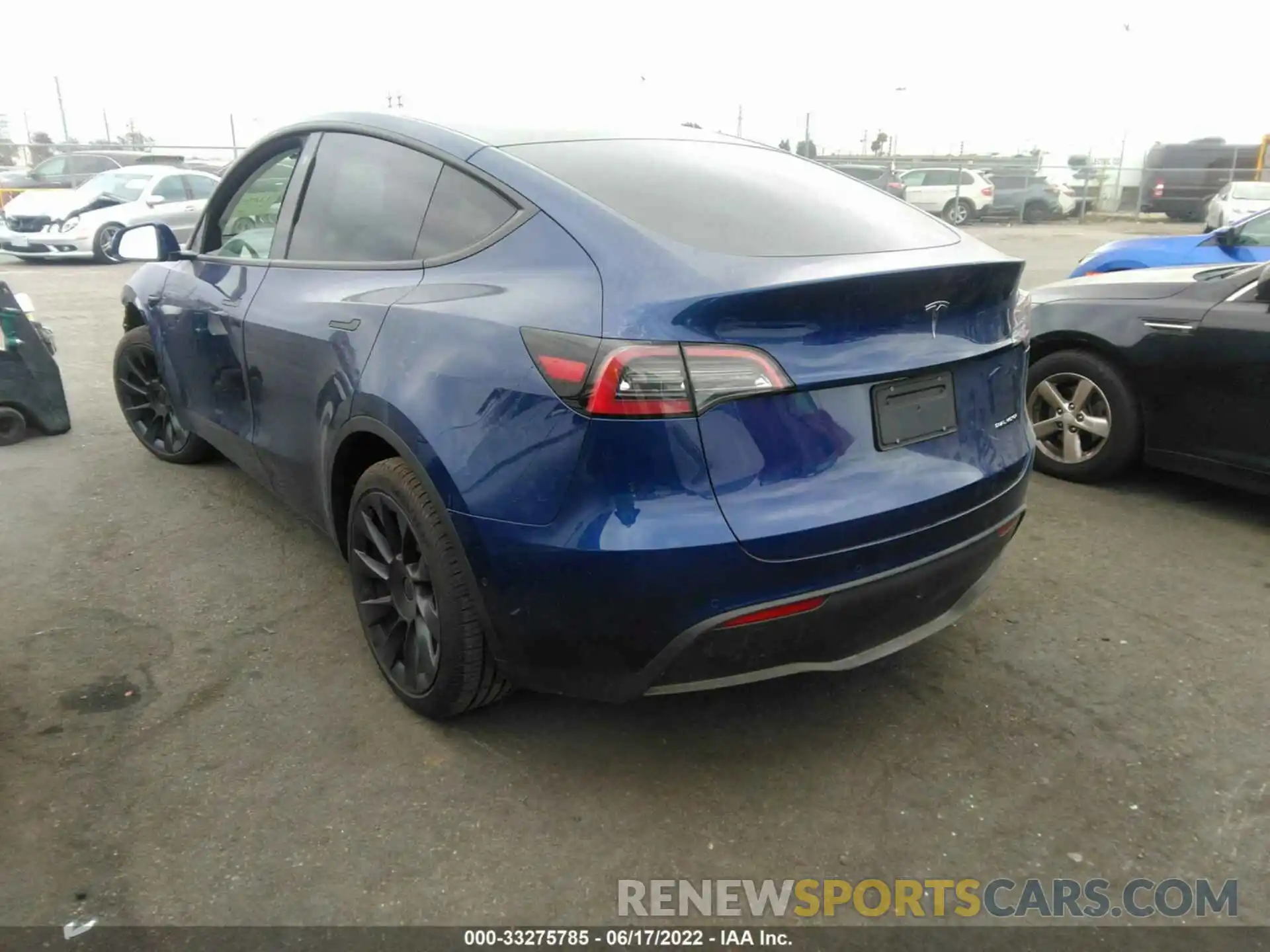 3 Photograph of a damaged car 7SAYGDEE0NF346586 TESLA MODEL Y 2022